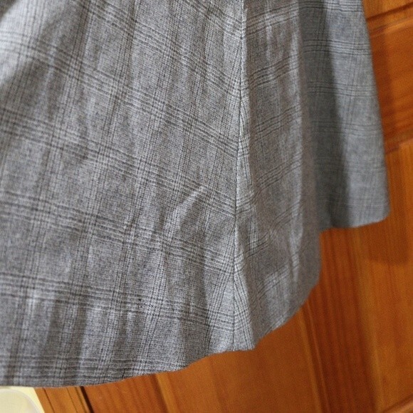 Vintage Handmade Gray Wool Plaid A-Line Midi Skirt Classic 70s Style M - Picture 5 of 12